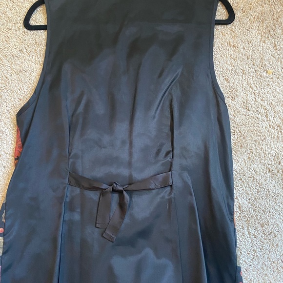 Vintage Vest - Picture 2 of 4